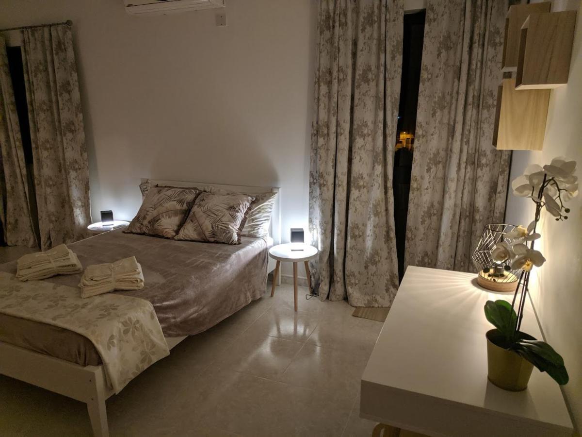 Gaia Penthouse Sea And Country Views Home St. Paul's Bay Bagian luar foto