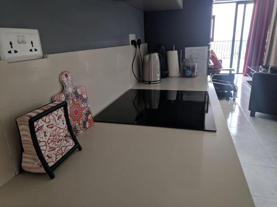 Gaia Penthouse Sea And Country Views Home St. Paul's Bay Bagian luar foto