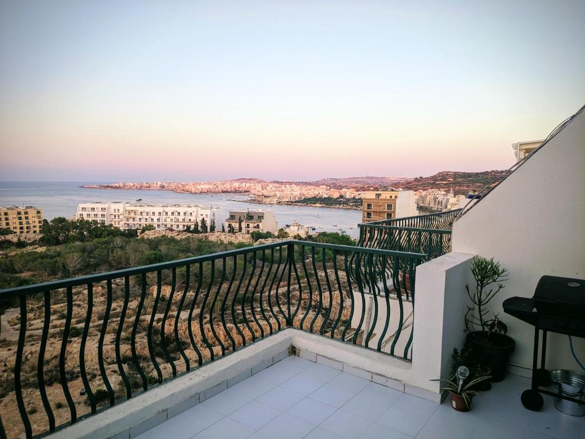 Gaia Penthouse Sea And Country Views Home St. Paul's Bay Bagian luar foto