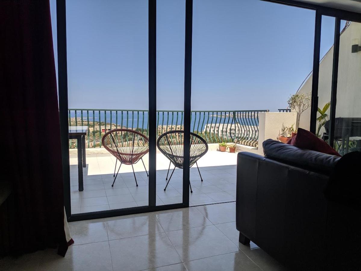Gaia Penthouse Sea And Country Views Home St. Paul's Bay Bagian luar foto